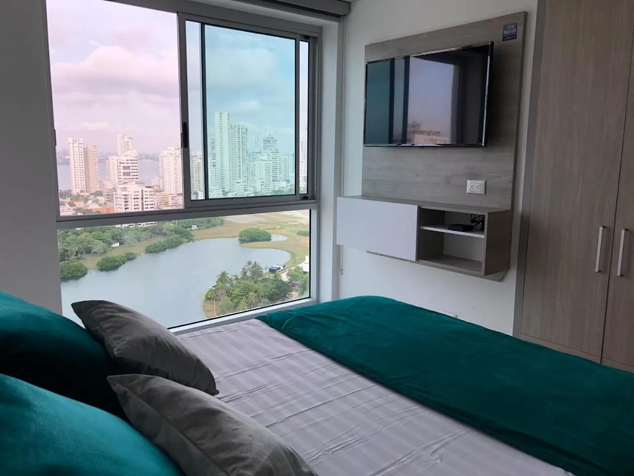 Apartamento frente al mar. Cartagena el Laguito 0*,