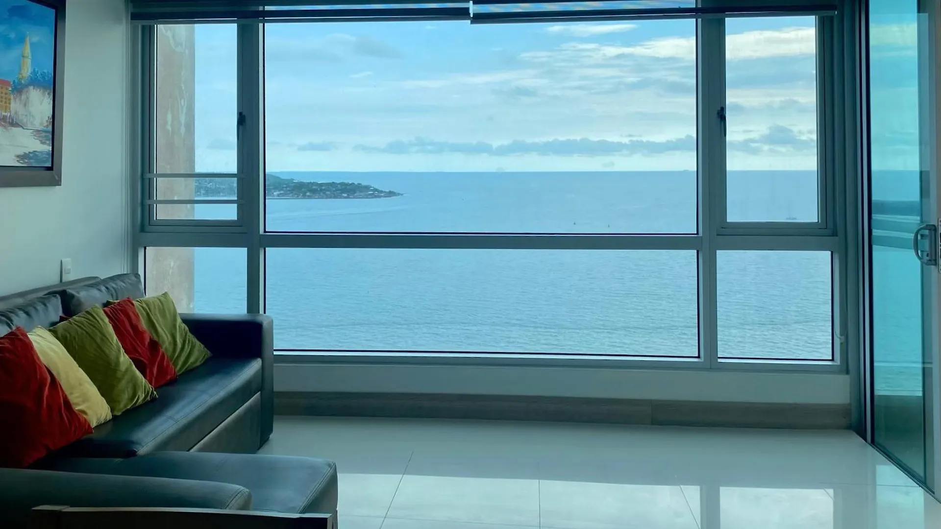 Apartamento En Cartagena Con Vista Al Mar